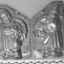 Chocolate Mold Outside